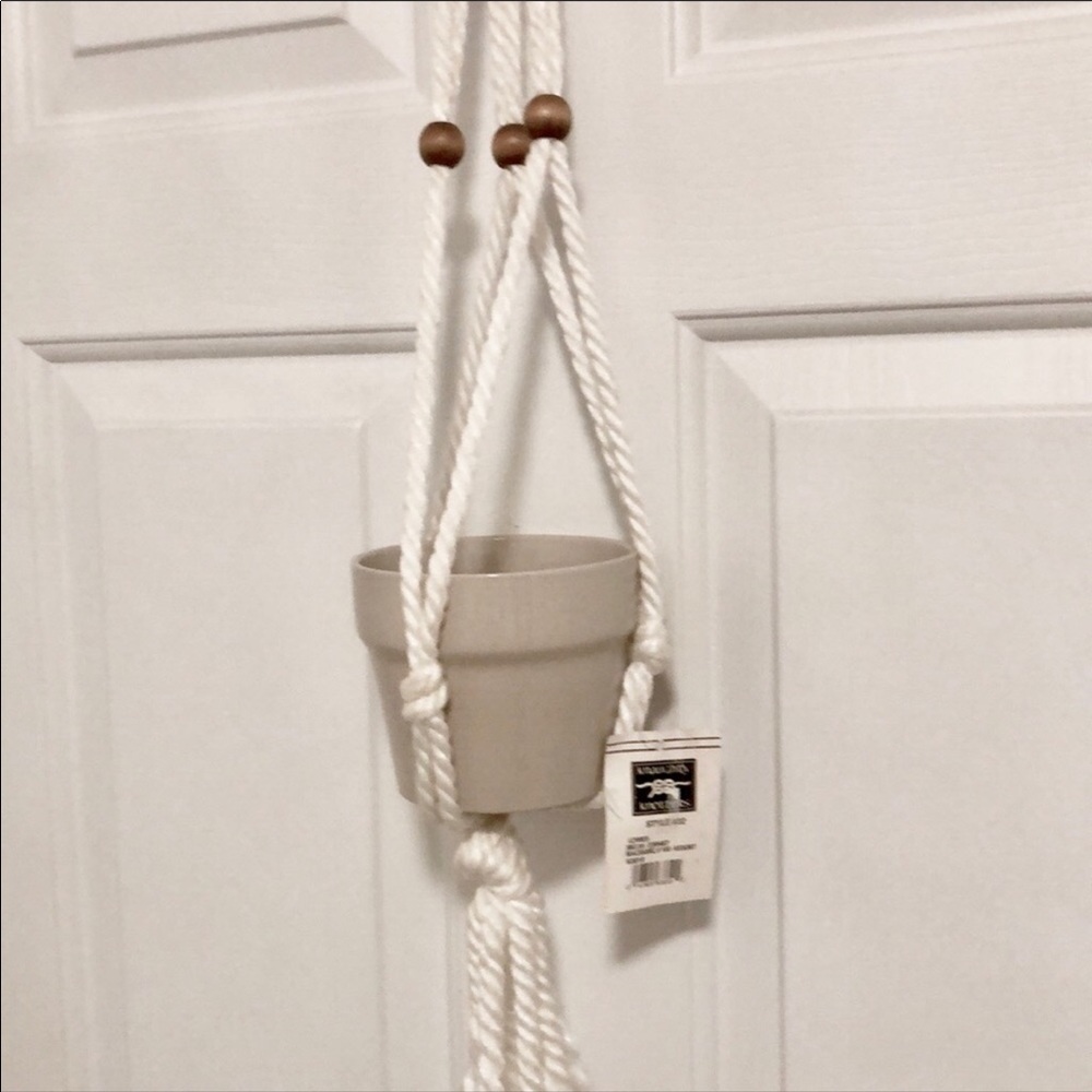 Vintage NWT Macramé Plant Hanger